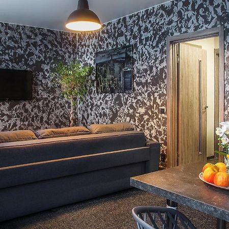 Samira1 Apartment Kiev Bagian luar foto