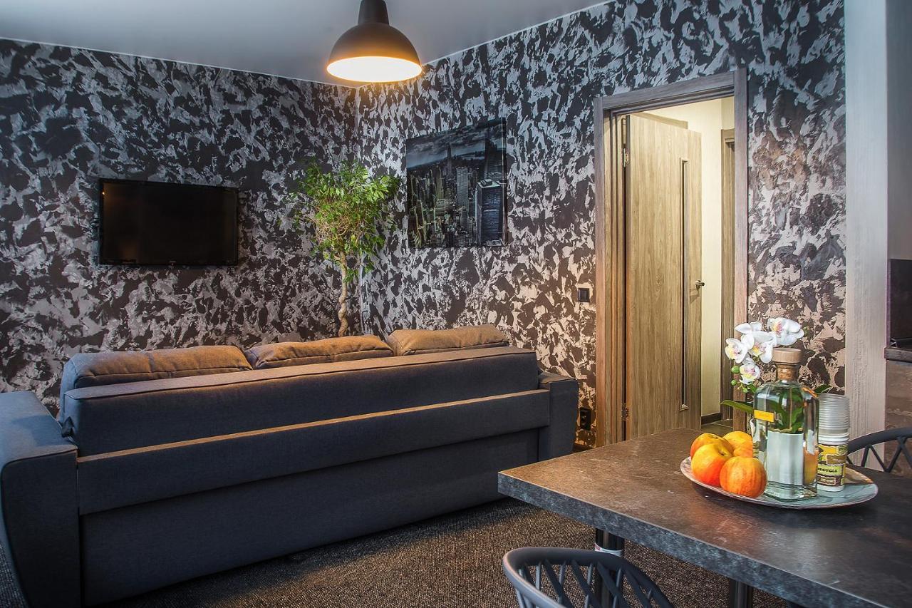 Samira1 Apartment Kiev Bagian luar foto